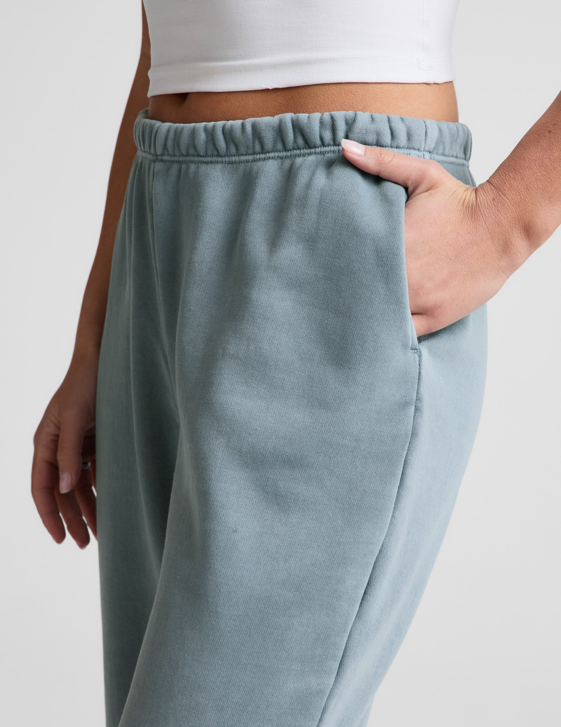 Fade Out Mid-Rise Sweatpant