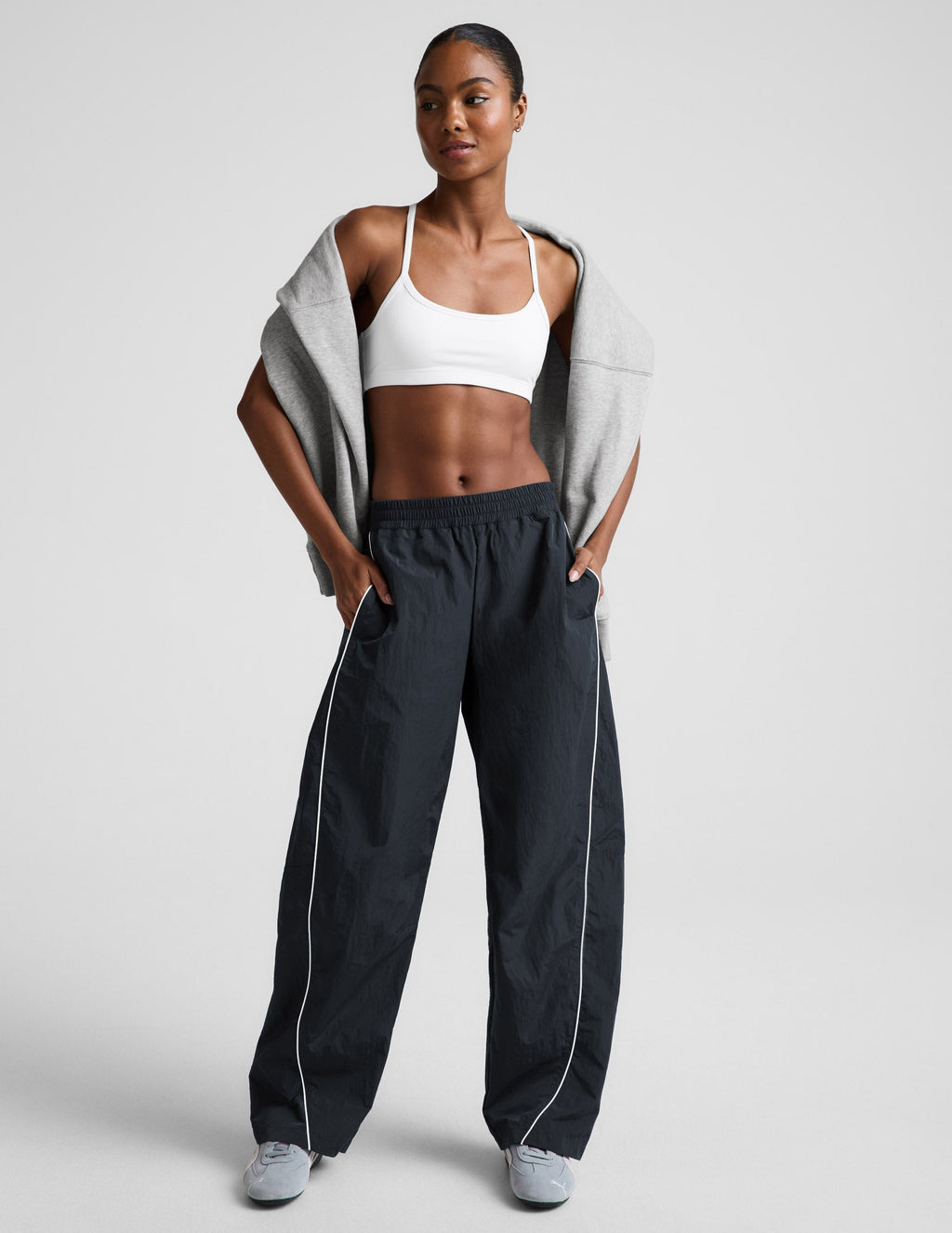 Limitless Mid-Rise Barrel Leg Pant